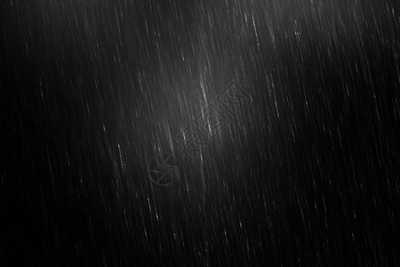 黑背景上的雨图片