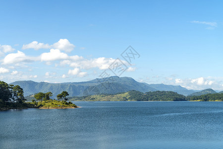 Mima湖是位于India岛Meghly岛Shilong以北15公里处山丘的一个水库图片