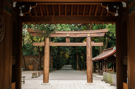 2018托基奥japnmeijngu圣殿历史木制托里克门通过古老大入口最重要的圣殿和日本首府城市绿色空间图片