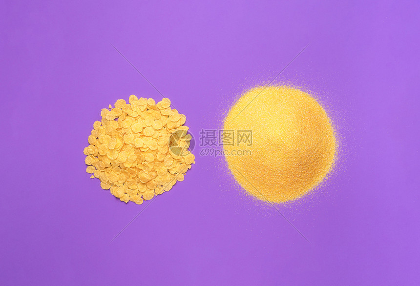 紫底玉米和薄片堆积的和粉营养烹饪原料有机玉米产品面粉最起码的图象图片