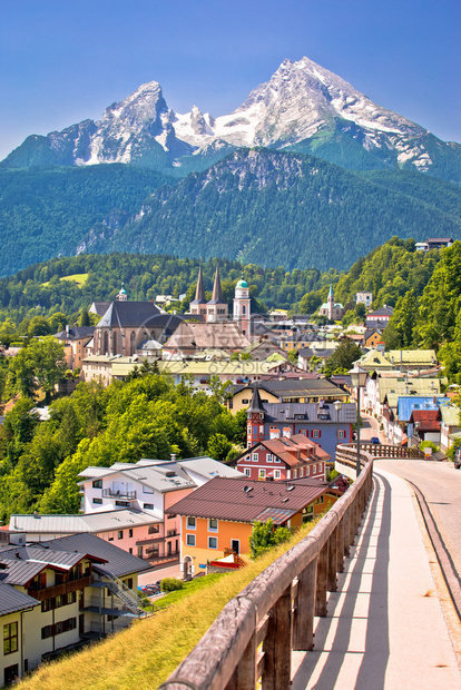 伯希特斯加登镇和高山风景巴伐利亚地区图片
