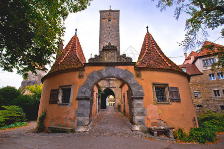 中世纪德国城rodhenbugadetubavi地区西城大门butor图片