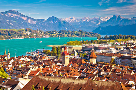 湖卢兹伦和塞市风景具有阿尔卑斯山背景中部瑞士图片