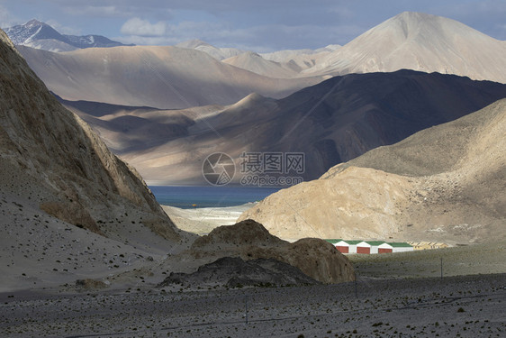 在印地亚的HamlysJmu和Kshir等地图片