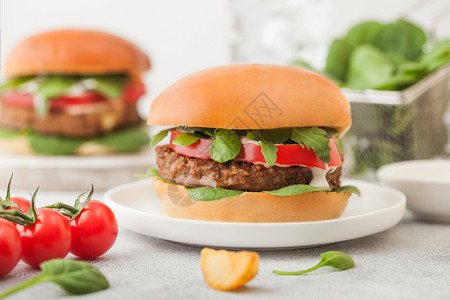 健康素食肉免费汉堡图片