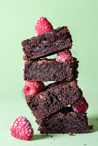巧克力甜点和冻浆果食有名的点图片