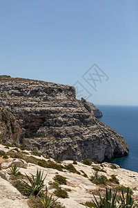 从悬崖的海景蓝色天空麦尔塔欧洲图片