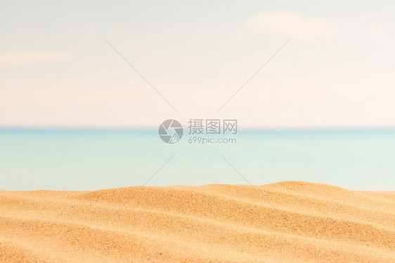 沙滩上的海和夏季背景图片