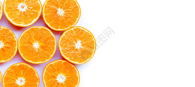 白色背景上孤立的橙色水果复制空格图片