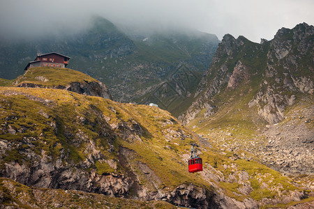 佛法加拉桑山地道路景色图片