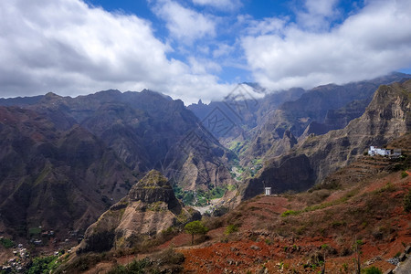 非洲佛得角圣安托岛的山脉景观全景佛得角圣安托岛山脉景观全景图片