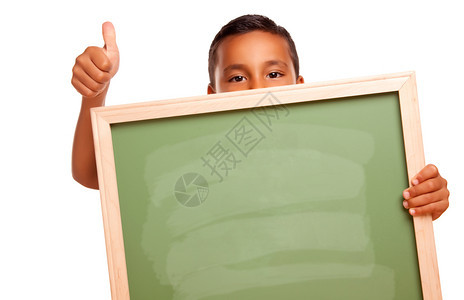 拿着黑板的男生竖着大拇指图片