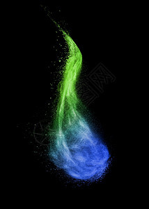 以蓝色和绿的颜以黑背景和复制空间的弯曲云形式以创作粉末喷洒或爆炸垂直波作为黑色背景的彩粉末爆炸name图片