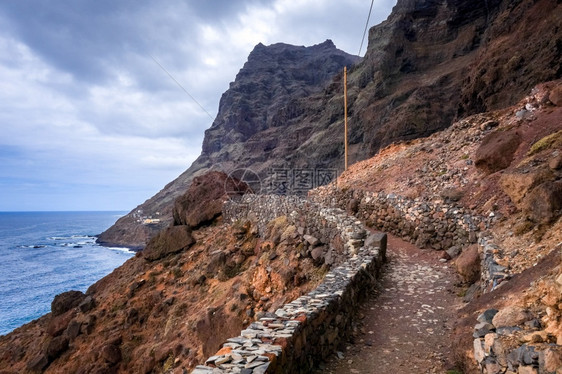 山地安太岛角渡非洲山地安太岛角渡海景的悬崖和图片