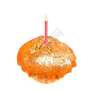 生日蛋糕蜡烛在白色背景上隔绝图片