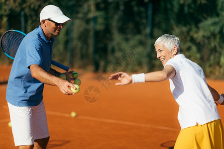 高级妇女网球教官训练课程图片