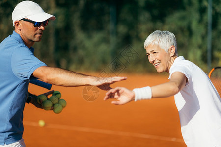 高级妇女网球教官训练课程图片