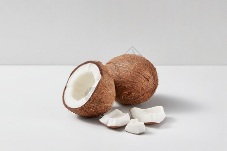 成熟椰子天然有机物概念图片