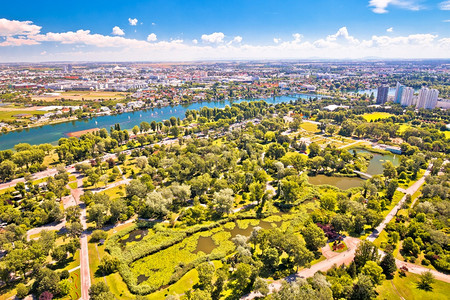 温纳多瑙公园绿地以及南郊区的空中观察奥斯塔特澳洲首府图片