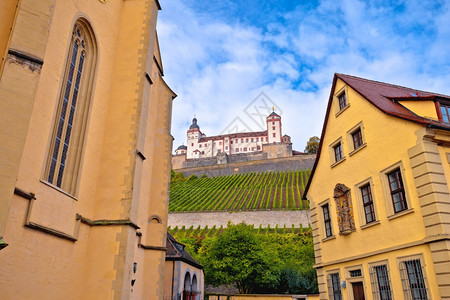 沃茨堡风景中德国巴伐利亚地区的建筑和风景城堡和葡萄园图片