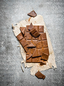 包装纸上的巧克力背景图片