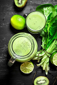 健康饮料蔬菜和水果的汁图片