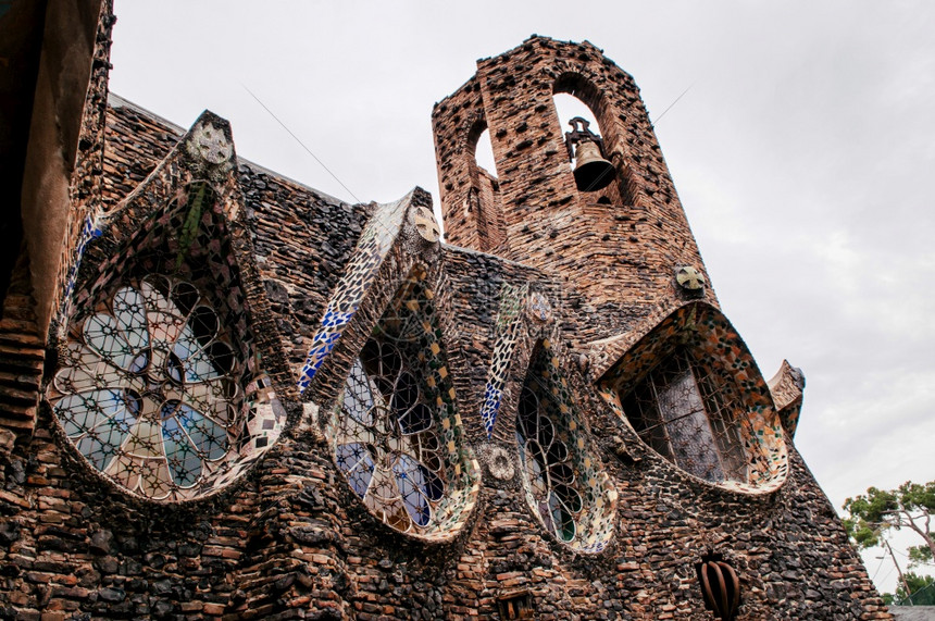 201年月6日奥特号巴塞罗纳西班牙Colniagul或gudi地窖教堂的钟楼由antoi设计的图片