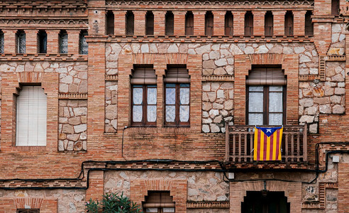 西班牙的著名的红砖建筑图片
