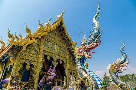 蓝殿在清莱夏日泰国的清莱高清图片