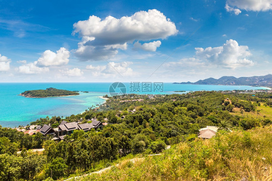 夏日在泰河沿岸高萨穆伊岛的空中巡视图片