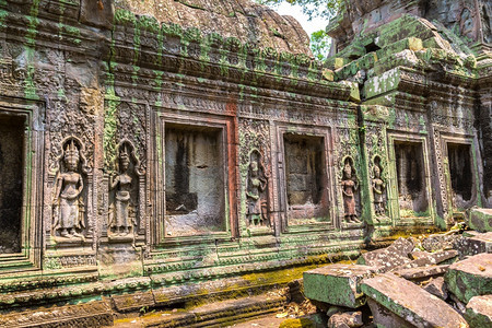 塔普罗姆寺庙的废墟是夏日Cambodi的夏日Semsar的复杂Agkorwat古寺图片