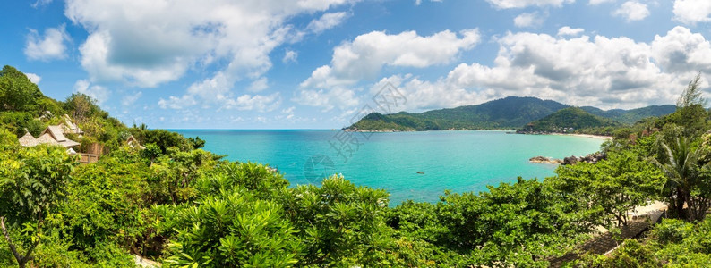 夏日在泰国港邦岛Kohpan海滩的全景图片