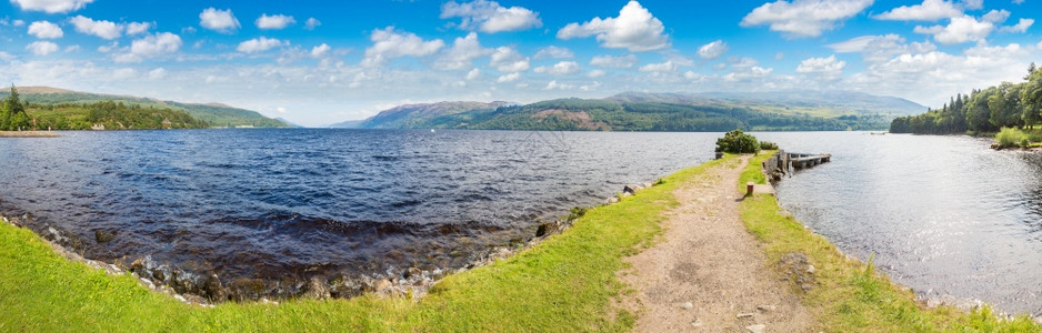 在美丽的夏日联合王国美丽苏格兰湖水之美景图片