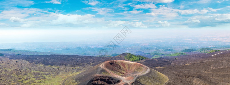 在一个美丽的夏日里以西意大利的火山等量图片