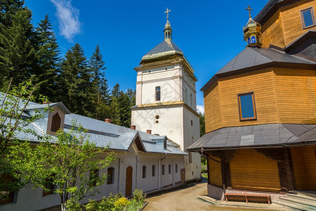伊瓦诺弗兰基夫斯克地区的多尼亚瓦村修道院图片