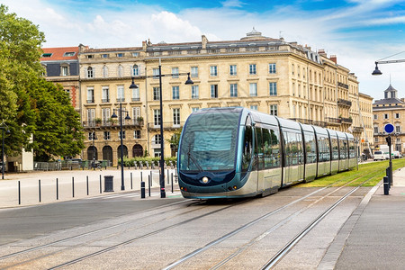 法兰西现代城市电车图片