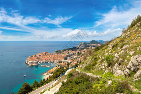 古城杜布罗夫尼克的空中风景在一个美丽的夏日croati图片