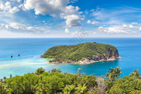 夏日在泰国的潘干岛Phan岛的科马KohMae图片