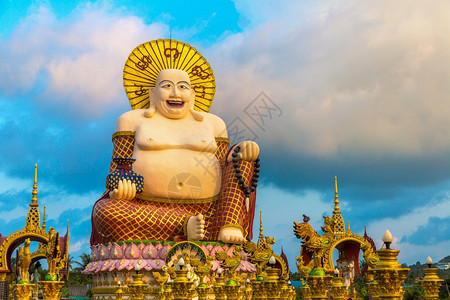 盛大喜笑或快乐的布戴达雕像夏日在瓦普莱伊神庙萨穆泰王国图片