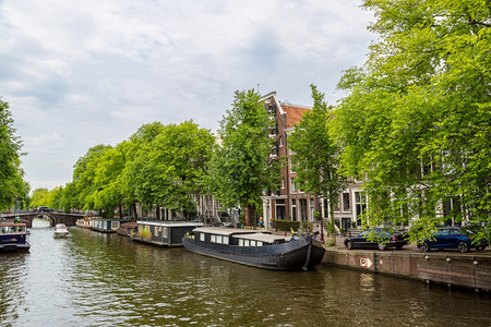 阿姆斯特丹的运河和桥梁图片
