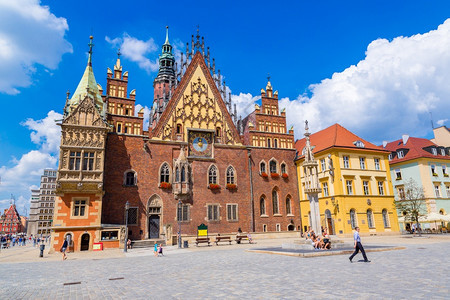 旧市政厅在wrocla夏天的Poland图片