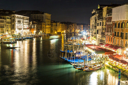 夏日夜在意大利威尼斯图片