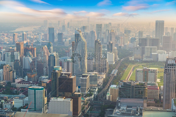 夏夜的Bangko空中风景图片