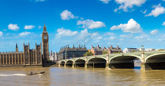 大蜂议会厦以及伦敦的威斯敏特桥图片