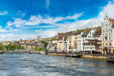 苏黎世历史的一部分在个美丽的夏日苏黎世历史的一部分瑞士图片
