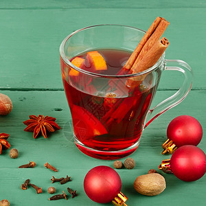 混合葡萄酒热红加糖和香料传统圣诞节饮料图片