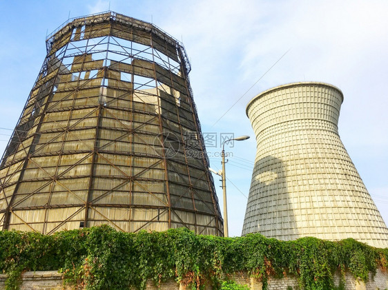 Kyivukrane工业用电厂大楼热发联产冷却塔图片