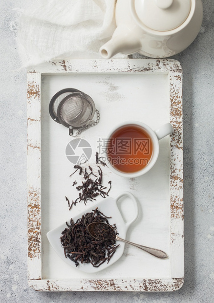 黑松茶球教练陶瓷壶木箱杯子白线布图片