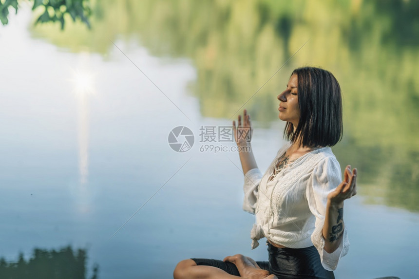 如何通过静默号实现无记录的短视频发布 (静默设置)-初仟社区