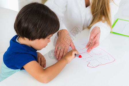 儿童心理学幼用形状进行逻辑测试的幼儿学图片